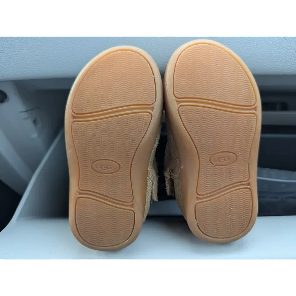 Baby Uggs,Tan Sheep Lined Sz.6 Hook And Loop Closure
